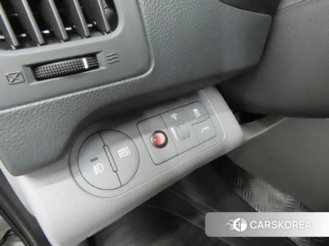 Hyundai The New Grand Starex 2020 Серебристо-серый из Кореи, фото 2