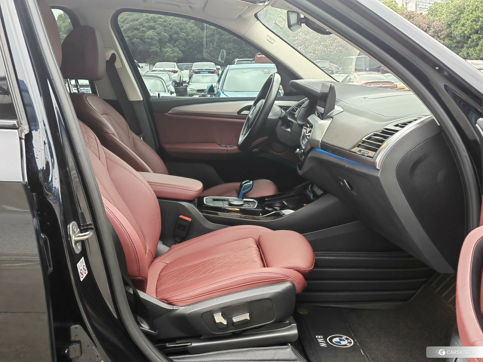 BMW iX3 2021 Черный из Китая, фото 2