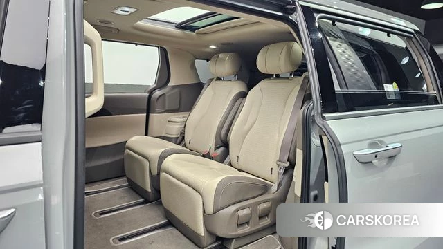 Kia The New Carnival 4th Generation 2024 Серый из Кореи, фото 2