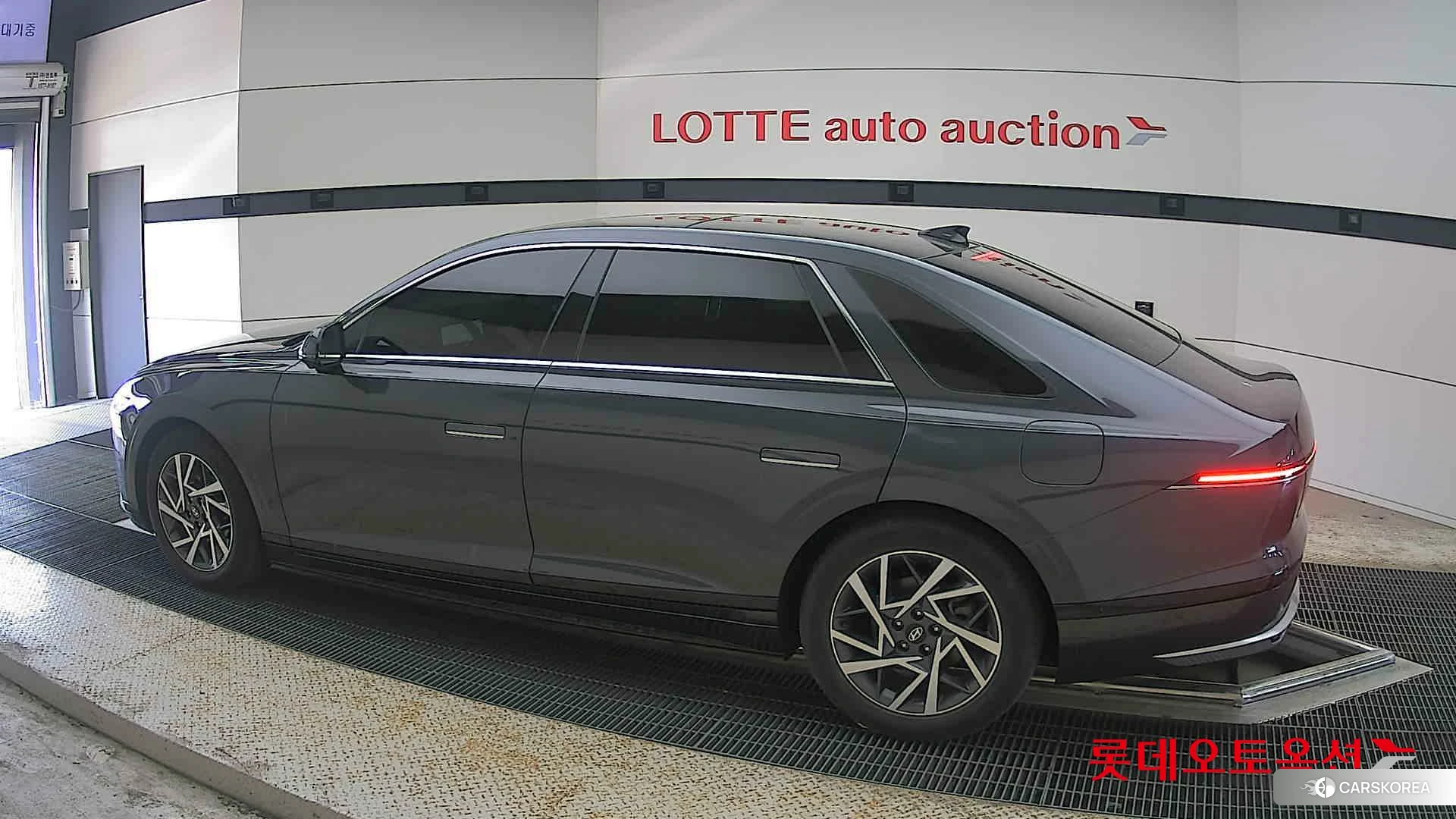 Hyundai Grandeur Hybrid 2023 Nocturne Grey Metallic из Кореи, фото 2
