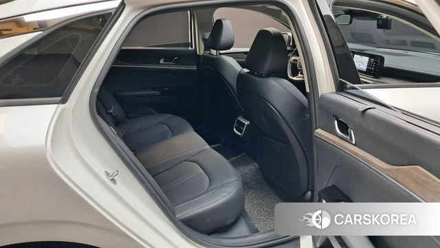 Kia K5 3rd generation 2022 Белый из Кореи, фото 2