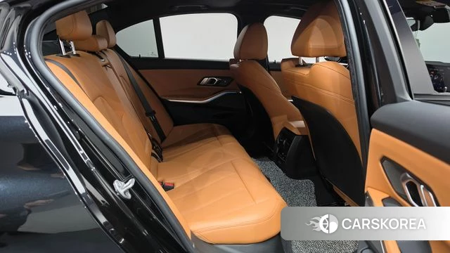 BMW 3 Series (G20) 2024 Черный из Кореи, фото 2