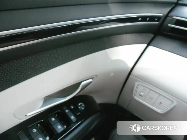 Hyundai Tucson (NX4) 2023 Серый из Кореи, фото 2