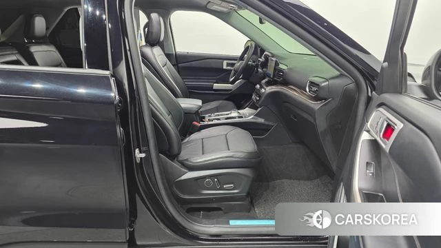 Ford Explorer 6th Generation 2020 Черный из Кореи, фото 2
