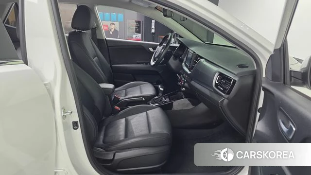 Kia Stonic 2019 Белый из Кореи, фото 2