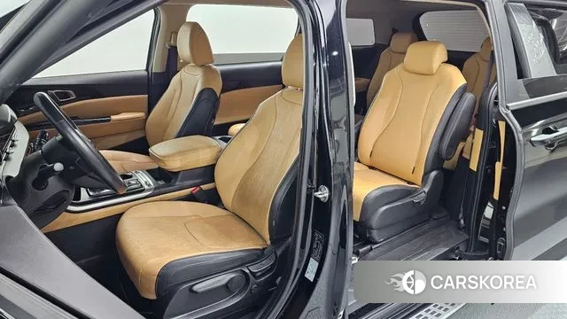 Kia Carnival 4th generation 2021 Черный из Кореи, фото 2