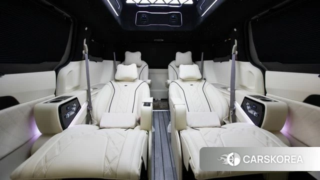 Kia The New Carnival 4th Generation 2026 Серебристо-серый из Кореи, фото 2