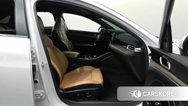 Kia K5 3rd generation 2022 Белый из Кореи, фото 2