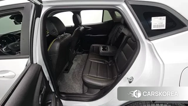 Chevrolet (GM Daewoo) Trax Crossover 2024 Белый из Кореи, фото 2