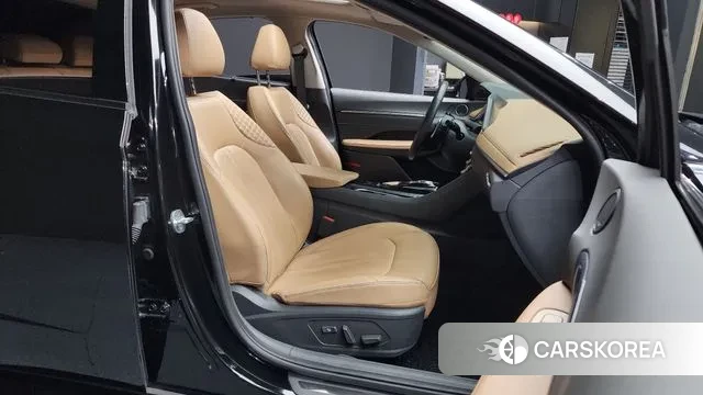 Hyundai Sonata (DN8) 2022 Черный из Кореи, фото 2