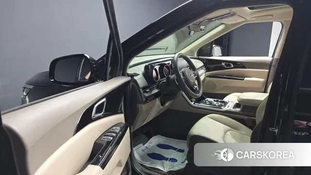 Kia Carnival 4th generation 2021 Черный из Кореи, фото 2