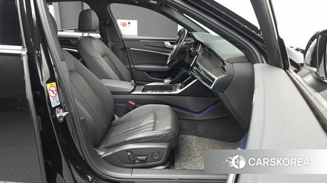 Audi A6 (C8) 2020 Черный из Кореи, фото 2