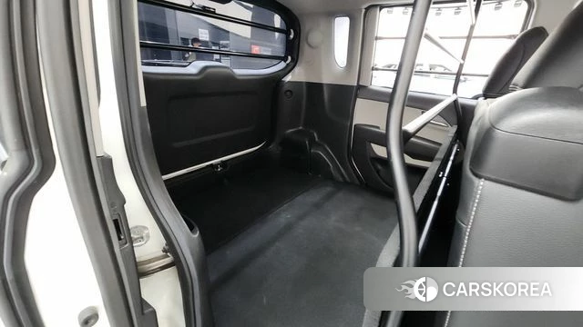 Kia The New Kia Ray 2023 Белый из Кореи, фото 2
