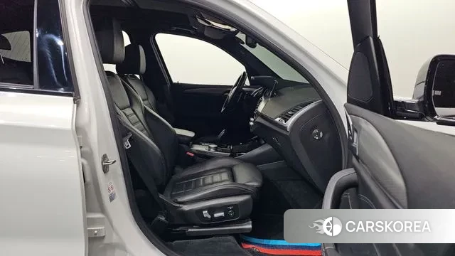 BMW X3 (G01) 2018 Белый из Кореи, фото 2