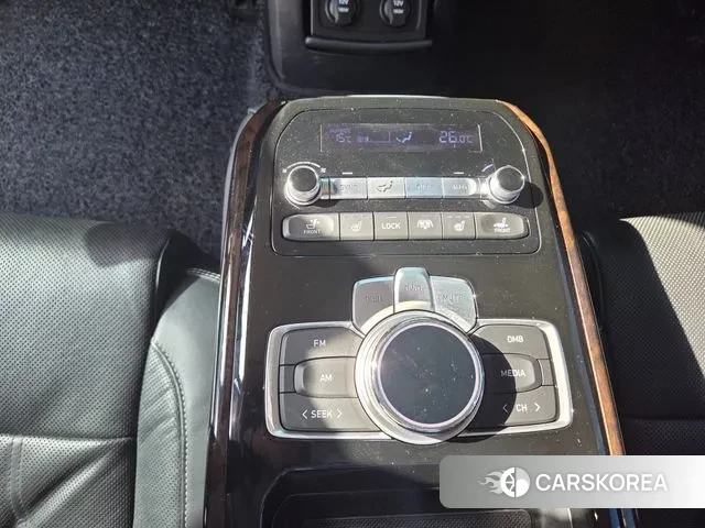 Genesis G90 2018 Черный из Кореи, фото 2