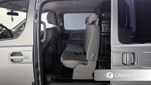 Hyundai The New Grand Starex 2018 Серебряный из Кореи, фото 2