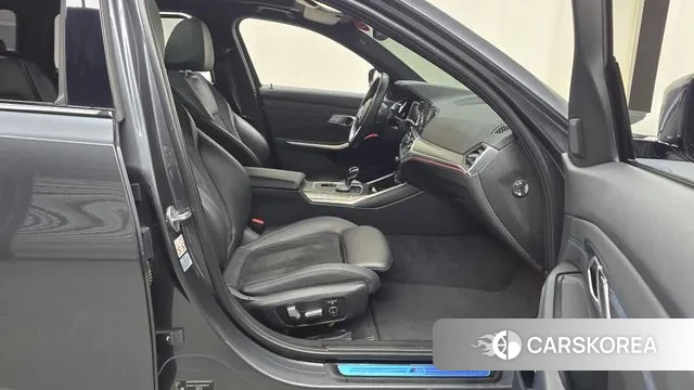 BMW 3 Series (G20) 2021 Серый из Кореи, фото 2