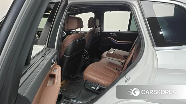 BMW X5 (G05) 2023 Белый из Кореи, фото 2