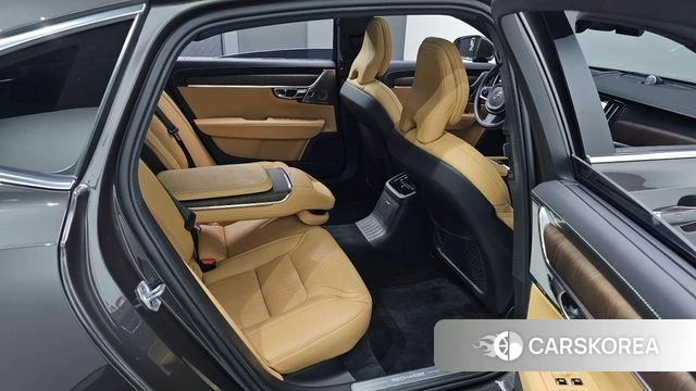Volvo S90 2022 Серый из Кореи, фото 2
