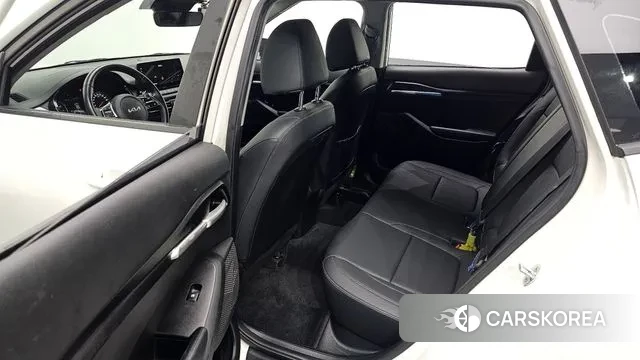 Kia Seltos 2022 Белый из Кореи, фото 2