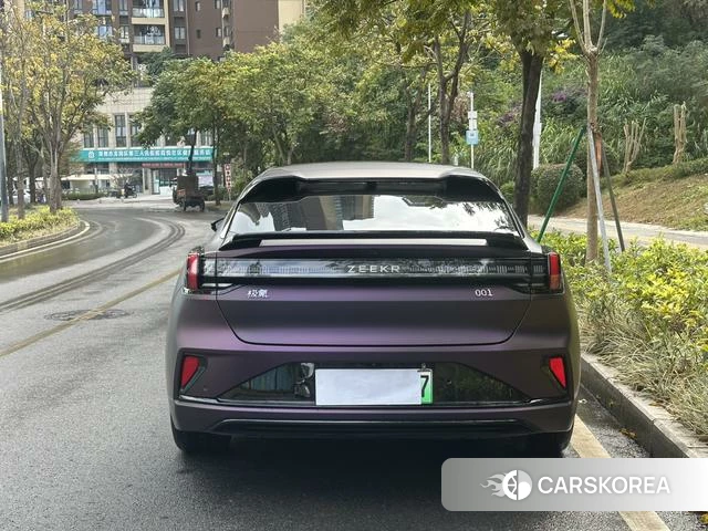 Extremely krypton ZEEKR 001 2025 Фиолетовый из Китая, фото 2