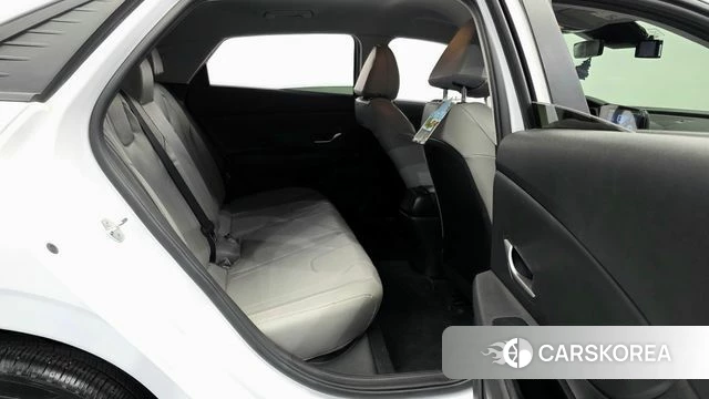 Hyundai Avante (CN7) 2021 Белый из Кореи, фото 2