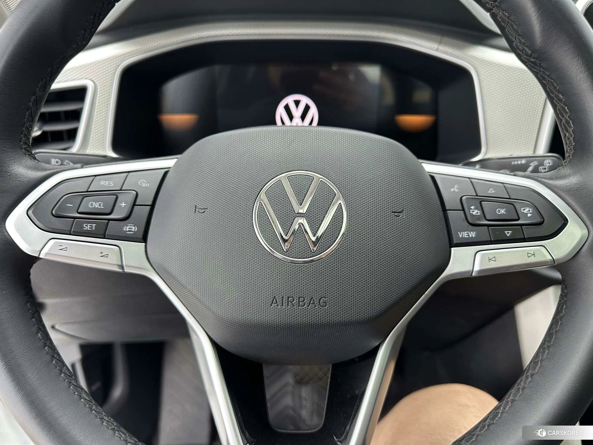 Volkswagen T-Roc 2023 Белый из Китая, фото 2