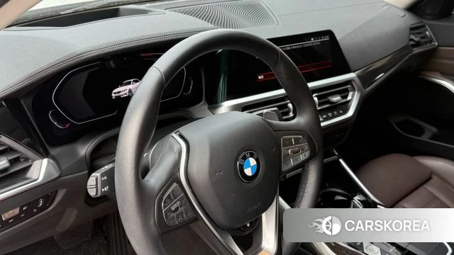 BMW 3 Series (G20) 2022 Белый из Кореи, фото 2