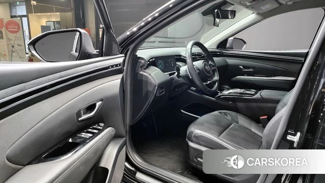 Hyundai Tucson (NX4) 2021 Черный из Кореи, фото 2