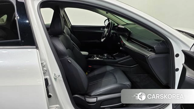 Kia The New K5 3rd generation 2024 Белый из Кореи, фото 2