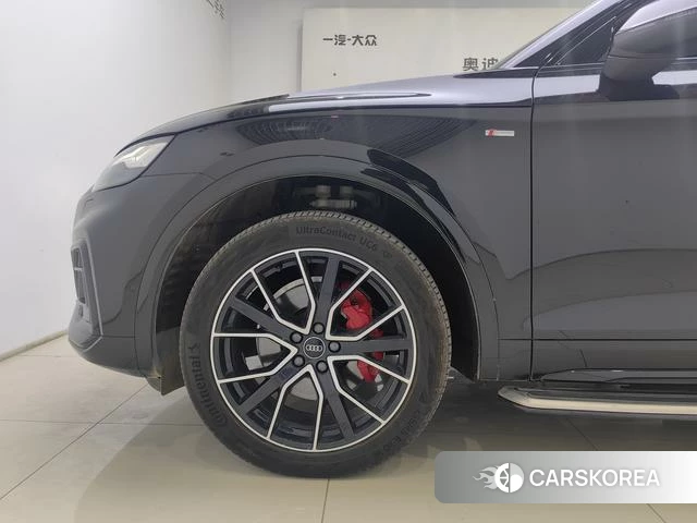 Audi Q5L 2024 Черный из Китая, фото 2