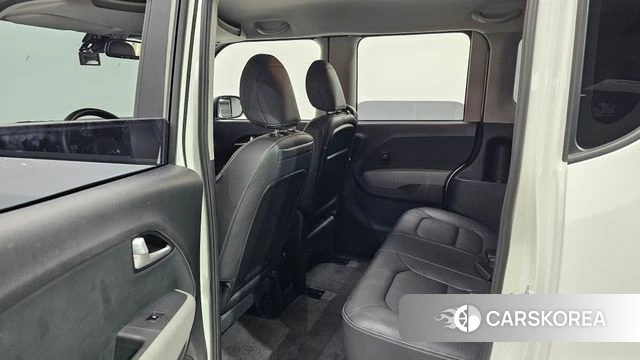 Kia The New Kia Ray 2023 Белый из Кореи, фото 2