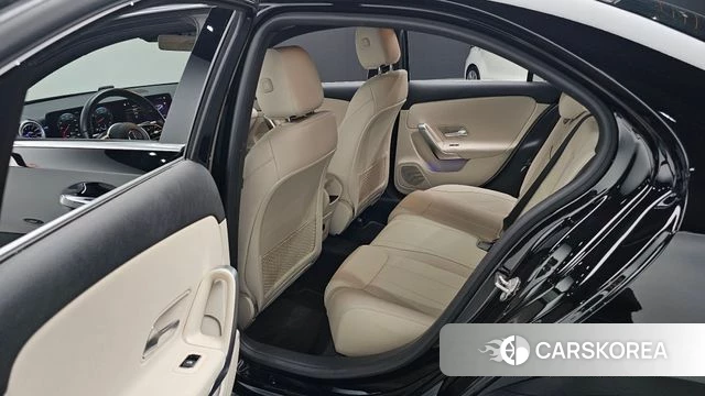 Mercedes-Benz A-Class W177 2022 Черный из Кореи, фото 2