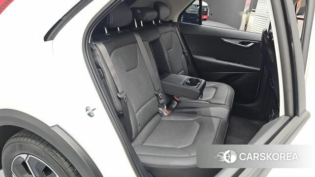 Kia Di Ol Nu Niro 2026 Белый из Кореи, фото 2