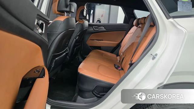 Kia Sportage 5th Generation Hybrid 2022 Белый из Кореи, фото 2