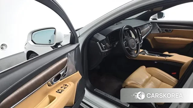 Volvo S90 2022 Белый из Кореи, фото 2