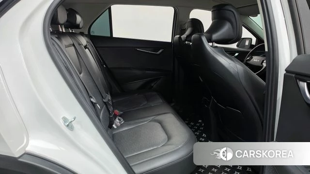 Kia Di Ol Nu Niro 2025 Белый из Кореи, фото 2