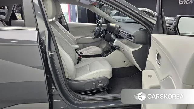 Hyundai Kona (SX2) 2023 Серый из Кореи, фото 2