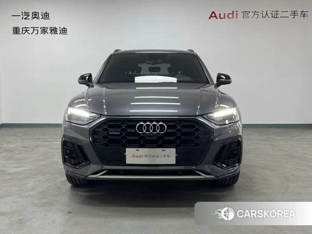 Audi Q5L 2023 Темно-серый из Китая, фото 2