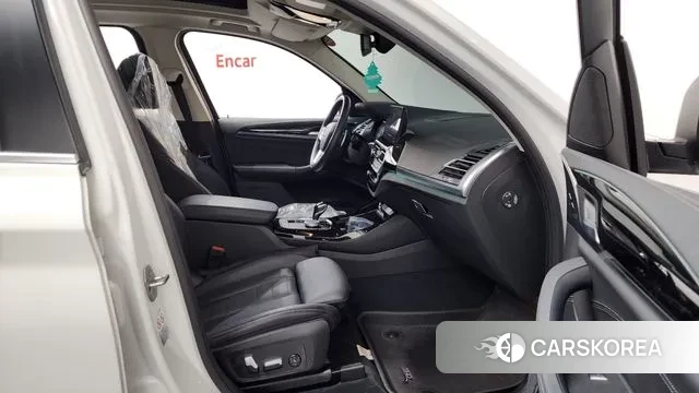 BMW X3 (G01) 2021 Белый из Кореи, фото 2