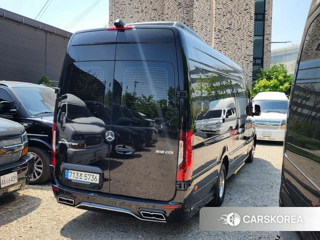 Mercedes-Benz Sprinter 2023 Черный из Кореи, фото 2