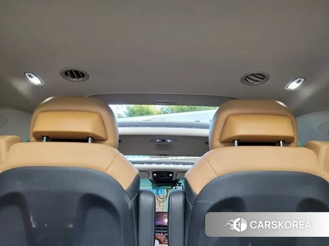 Kia Carnival 4th generation 2023 Черный из Кореи, фото 2