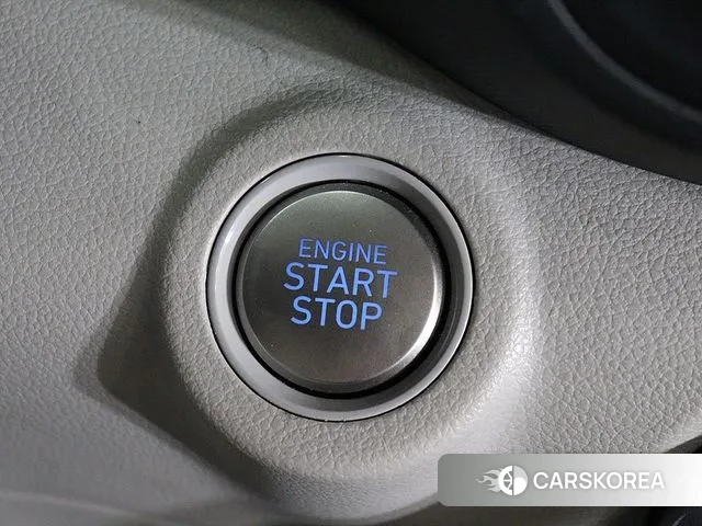 Hyundai Venue 2019 Красный из Кореи, фото 2