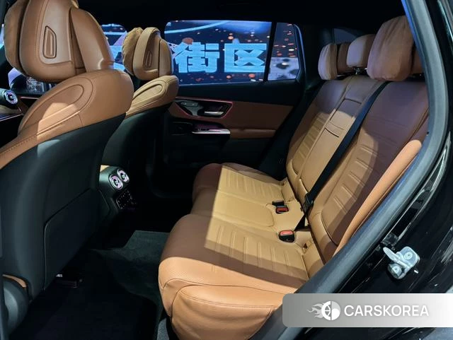 Mercedes-Benz GLC 2025 Черный из Китая, фото 2
