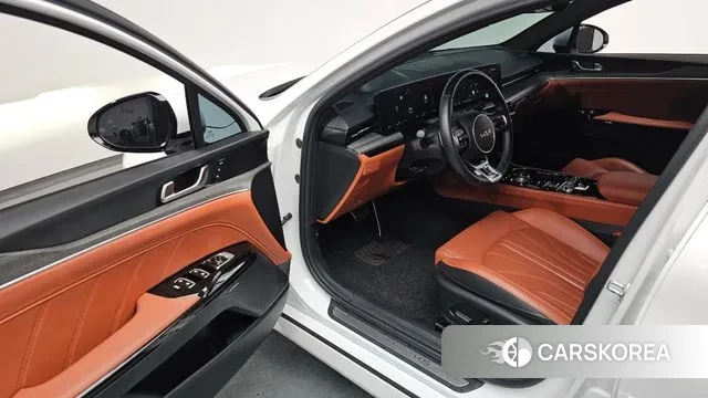 Kia The New K5 Hybrid 3rd generation 2024 Белый из Кореи, фото 2