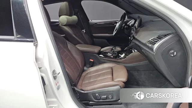 BMW X4 (G02) 2023 Белый из Кореи, фото 2