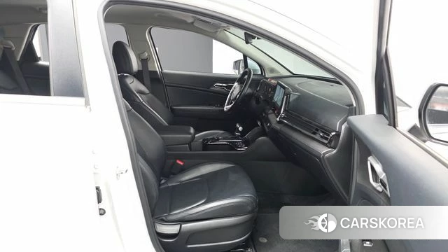 Kia Sportage 5th Generation 2022 Белый из Кореи, фото 2