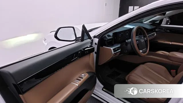 Hyundai Grandeur Hybrid (GN7) 2023 Белый из Кореи, фото 2