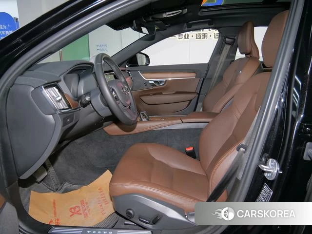 Volvo S90 2024 Черный из Китая, фото 2