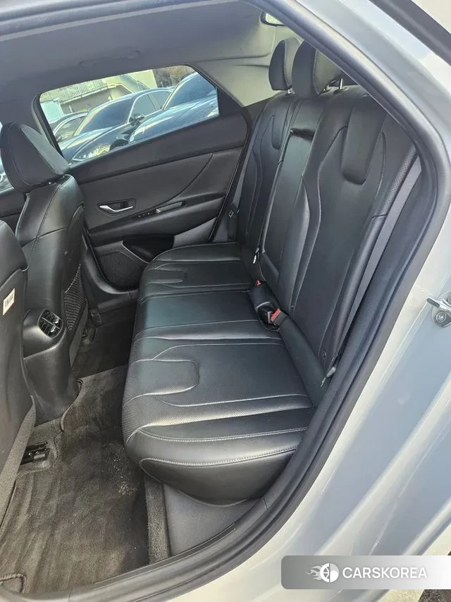 Hyundai The New Avante (CN7) 2022 Серебристо-серый из Кореи, фото 2